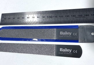 bailey 15 cm nail file debris file