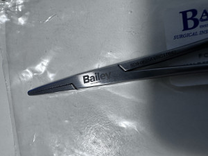 bailey artery forceps 1